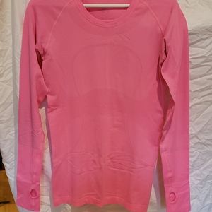 Lululemon - Swiftly Tech Long Sleeve Shirt